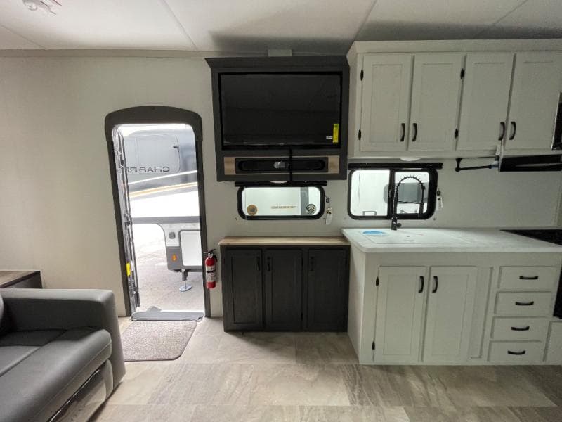 2026 Coachmen 2026 Coachmen Chaparral - thumbnail 18