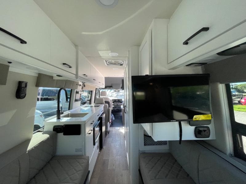 2025 Coachmen 2025 Coachmen Galleria - thumbnail 13