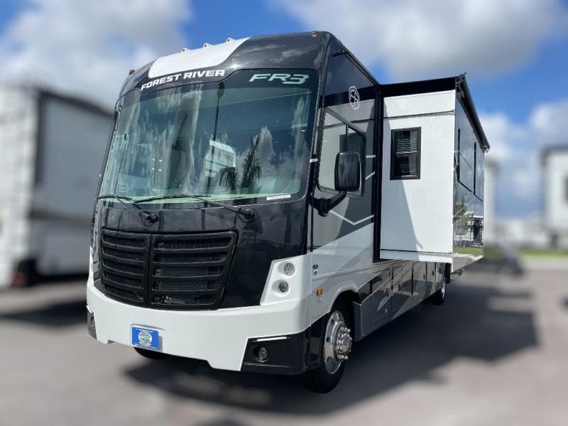 2026 Forest River 2026 Forest River FR3 - thumbnail 4