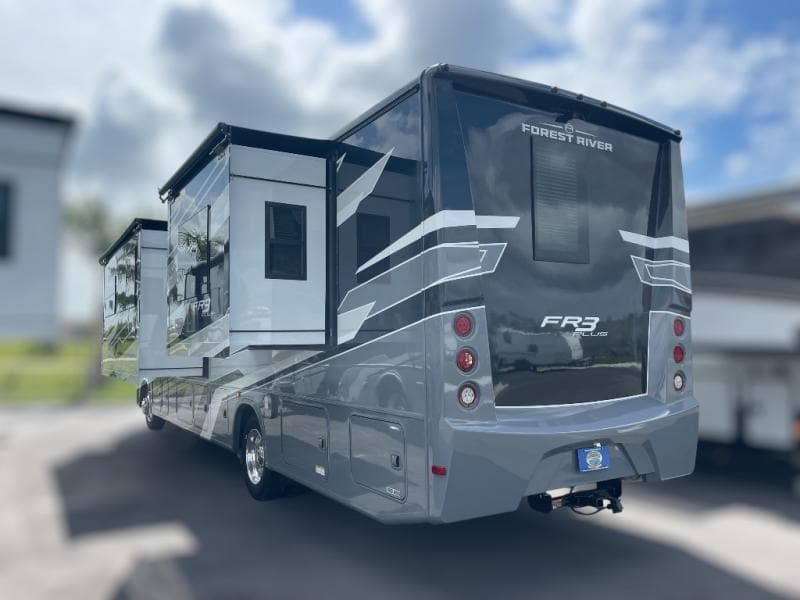 2026 Forest River 2026 Forest River FR3 - thumbnail 7