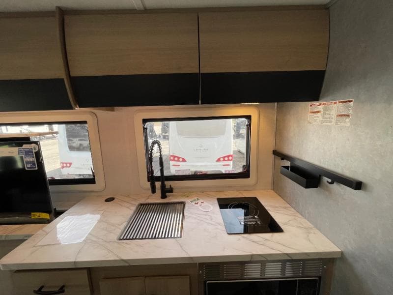 2026 Forest River 2026 Forest River Sunseeker - thumbnail 29