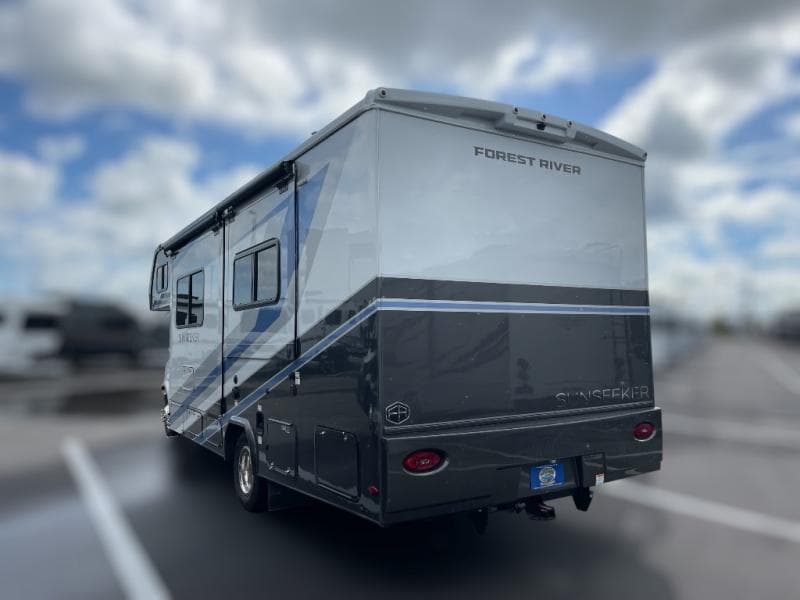2026 Forest River 2026 Forest River Sunseeker Classic - thumbnail 6