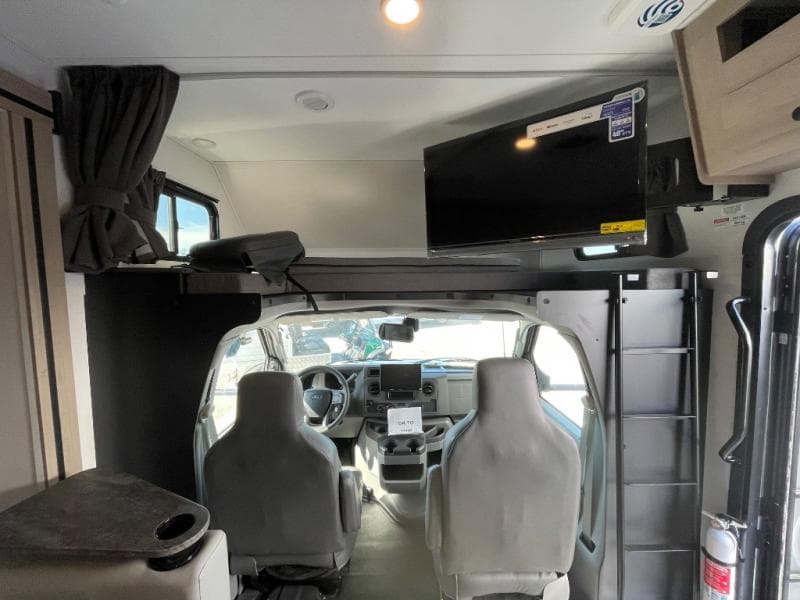 2026 Forest River 2026 Forest River Sunseeker Classic - thumbnail 8