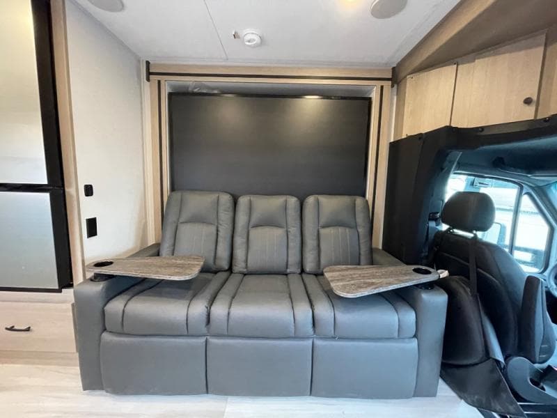 2026 Forest River 2026 Forest River Forester - thumbnail 11