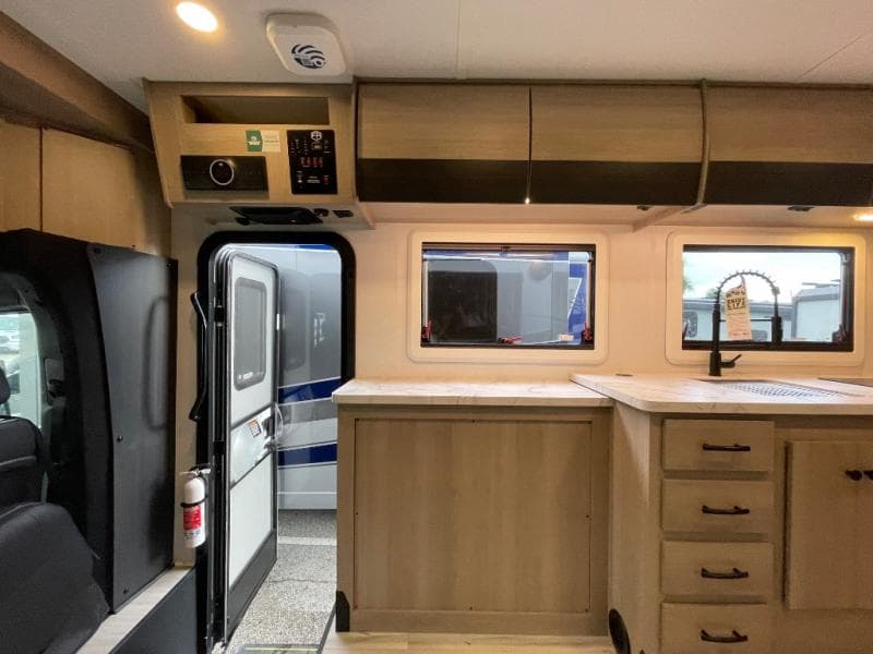 2026 Forest River 2026 Forest River Forester - thumbnail 15