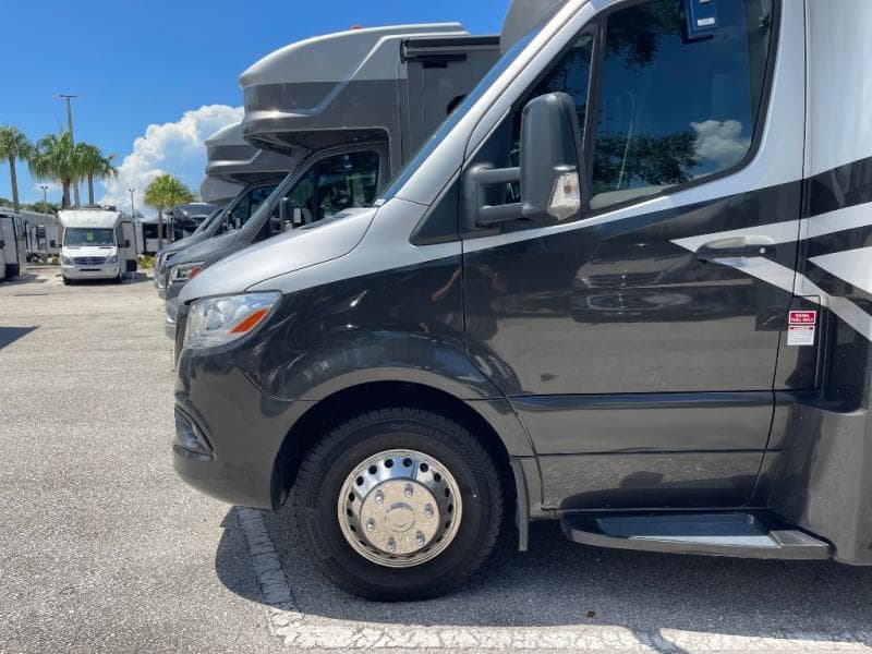 2026 Forest River 2026 Forest River Forester - thumbnail 5