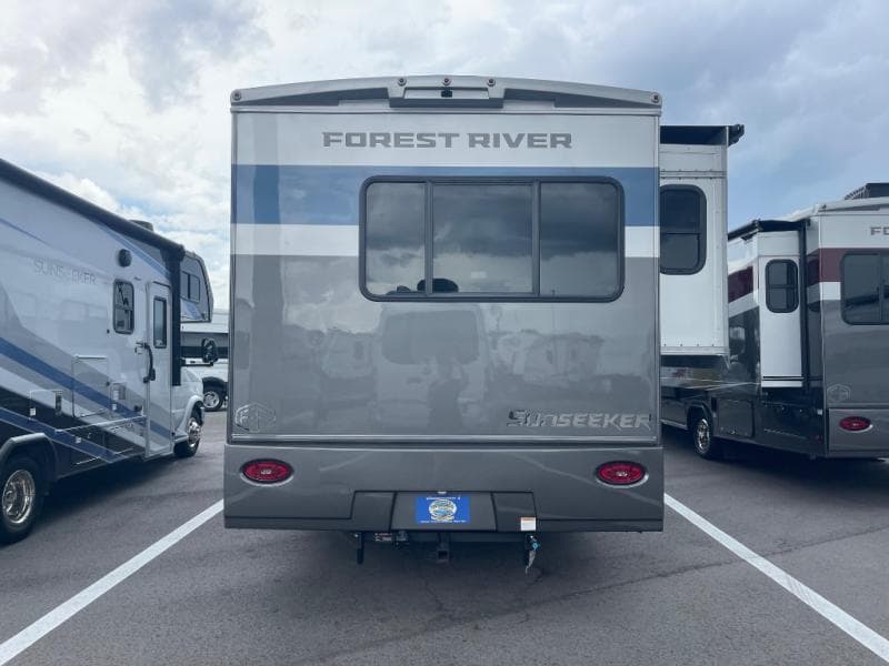 2026 Forest River 2026 Forest River Sunseeker Classic - thumbnail 7