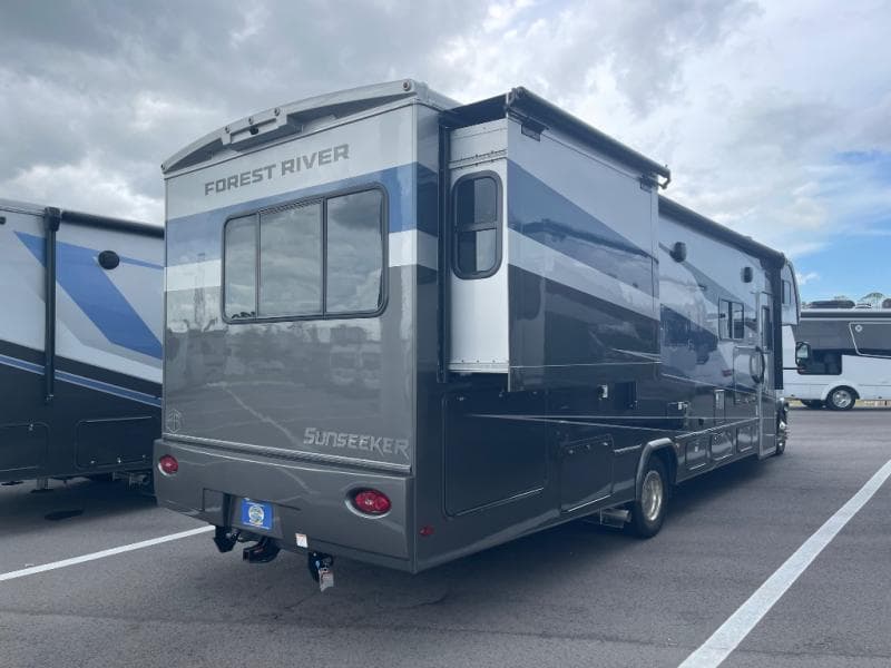 2026 Forest River 2026 Forest River Sunseeker Classic - thumbnail 8