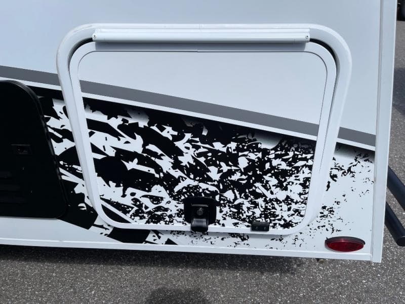 2026 inTech RV 2026 inTech RV Sol - thumbnail 6