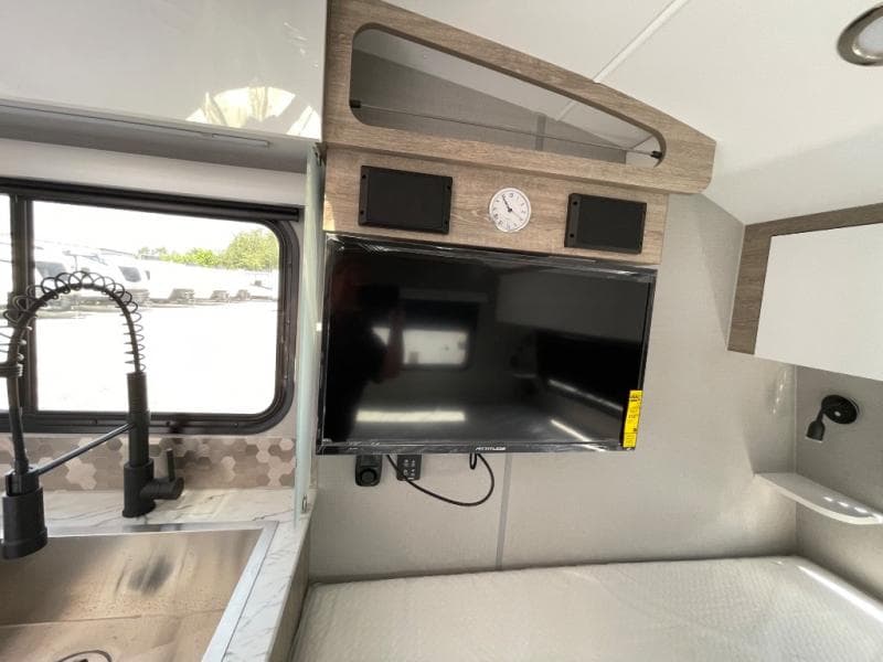 2026 inTech RV 2026 inTech RV Sol - thumbnail 42