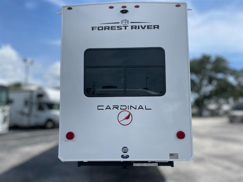 2026 Forest River 2026 Forest River Cardinal - thumbnail 5