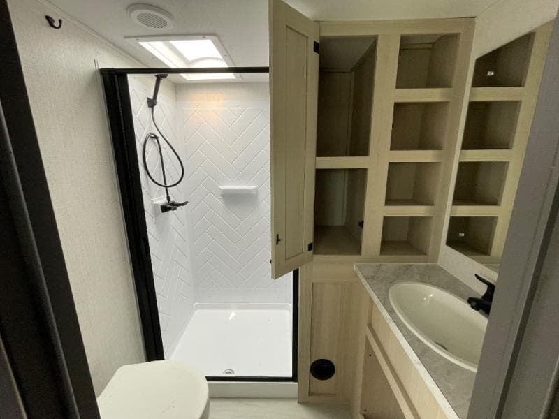 2026 Forest River 2026 Forest River Cardinal - thumbnail 43