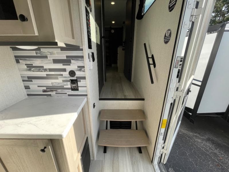 2026 Forest River 2026 Forest River Cardinal - thumbnail 41