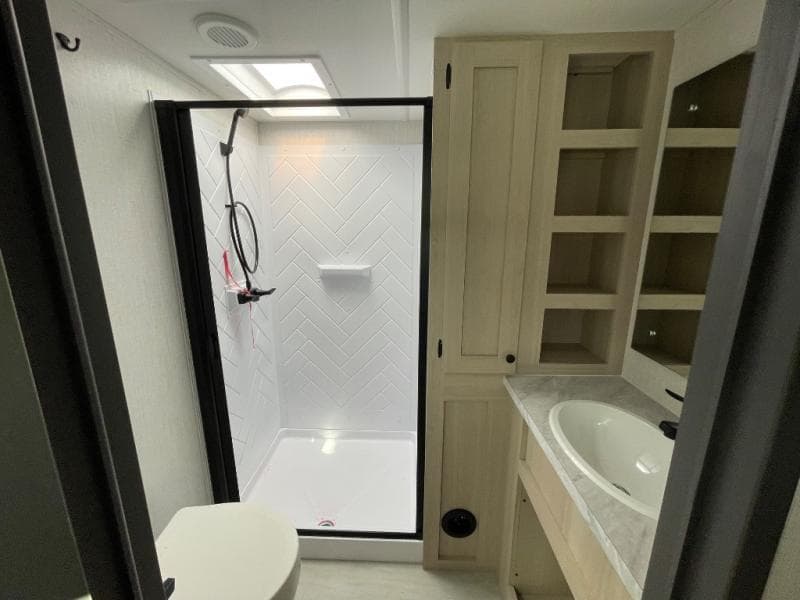 2026 Forest River 2026 Forest River Cardinal - thumbnail 42