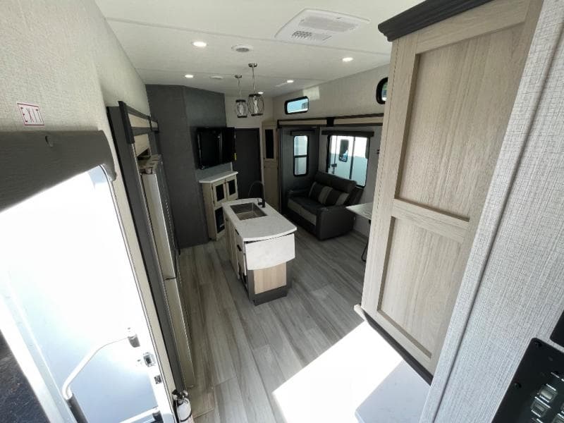 2026 Forest River 2026 Forest River Cardinal - thumbnail 57