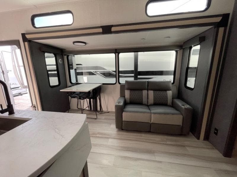 2026 Forest River 2026 Forest River Cardinal - thumbnail 26