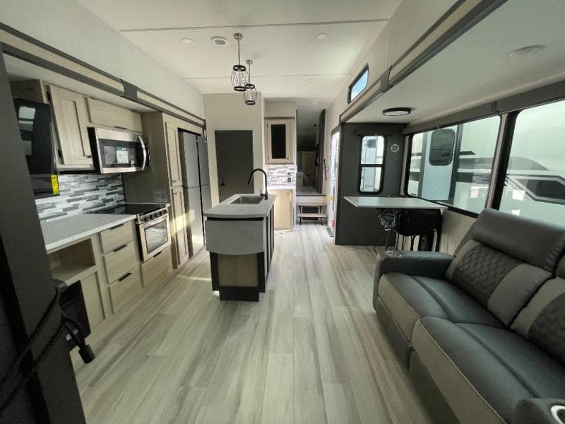 2026 Forest River 2026 Forest River Cardinal - thumbnail 27