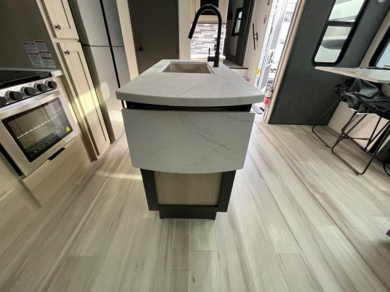 2026 Forest River 2026 Forest River Cardinal - thumbnail 35