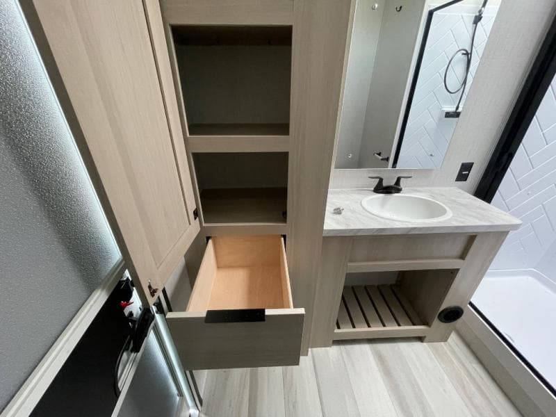 2026 Forest River 2026 Forest River Cardinal - thumbnail 47