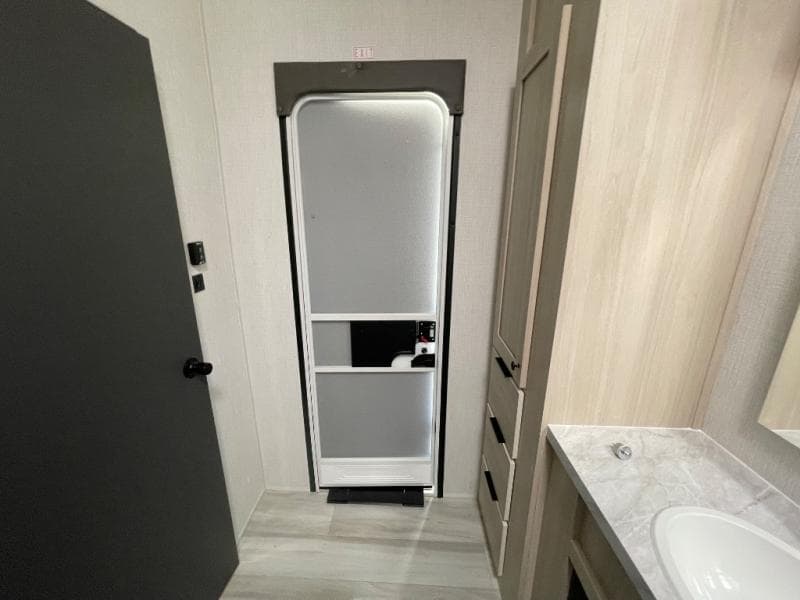 2026 Forest River 2026 Forest River Cardinal - thumbnail 49