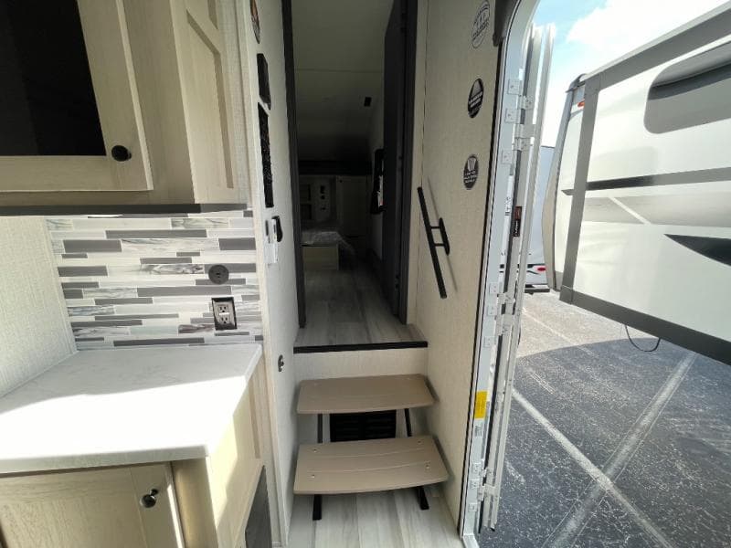 2026 Forest River 2026 Forest River Cardinal - thumbnail 54