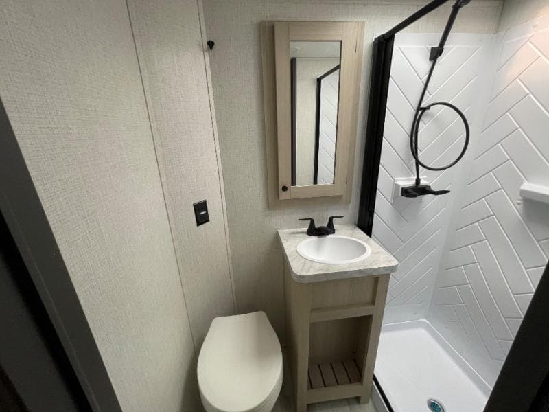 2026 Forest River 2026 Forest River Cardinal - thumbnail 63