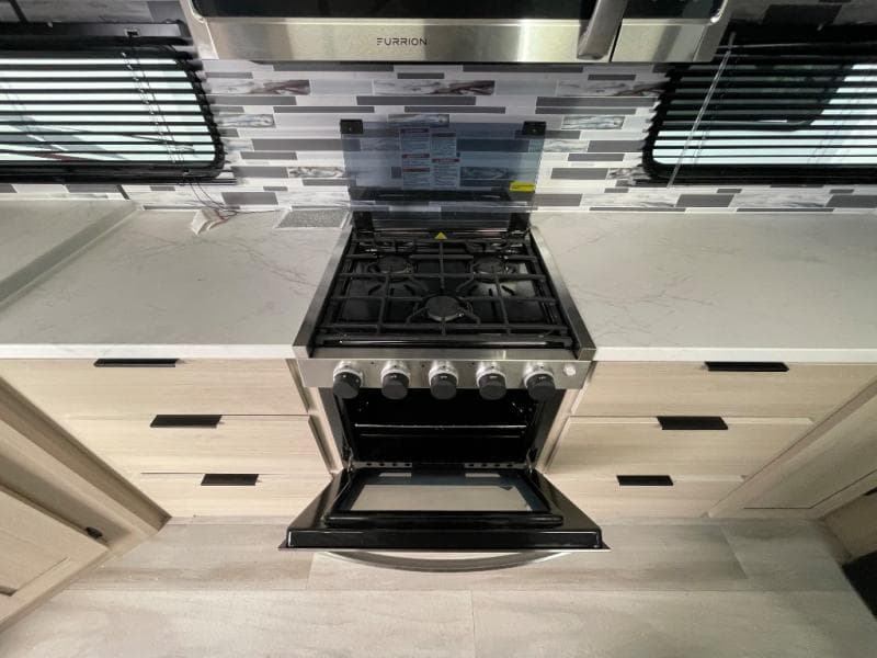 2026 Forest River 2026 Forest River Cardinal - thumbnail 42