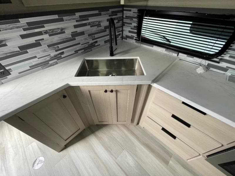 2026 Forest River 2026 Forest River Cardinal - thumbnail 44