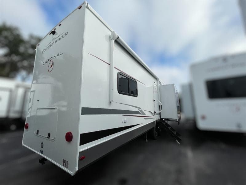 2026 Forest River 2026 Forest River Cardinal - thumbnail 6