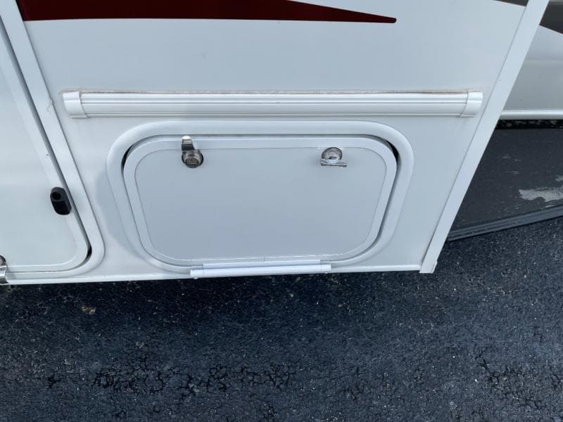 2026 Coachmen 2026 Coachmen Leprechaun - thumbnail 12