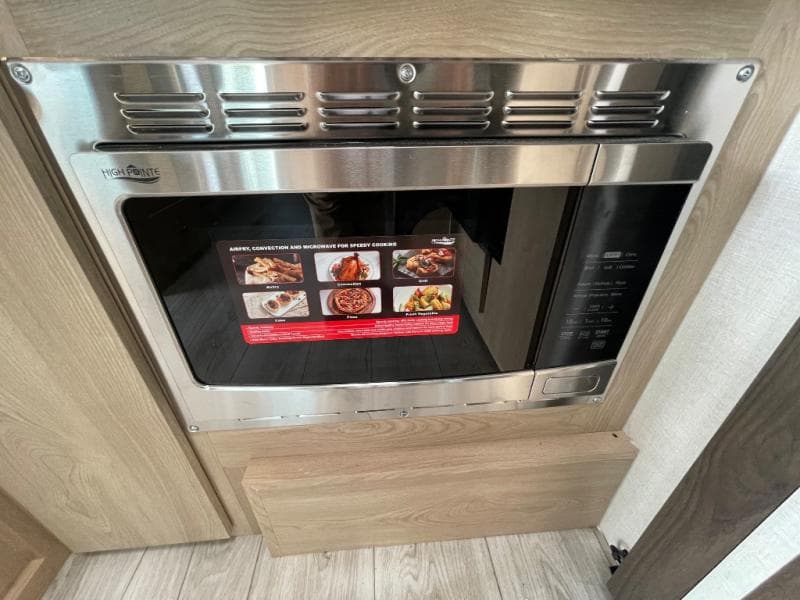 2026 Coachmen 2026 Coachmen Leprechaun - thumbnail 37