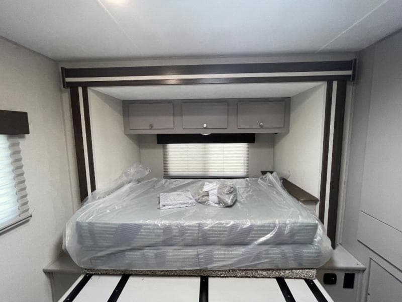 2026 Coachmen 2026 Coachmen Freelander - thumbnail 13