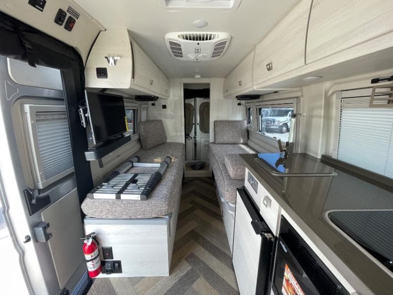 2026 Winnebago 2026 Winnebago Travato - thumbnail 11