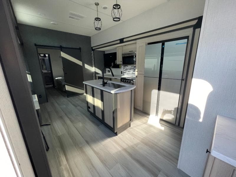 2026 Forest River 2026 Forest River Cardinal - thumbnail 18