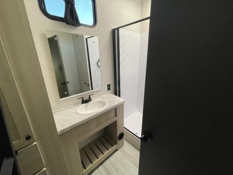 2026 Forest River 2026 Forest River Cardinal - thumbnail 35