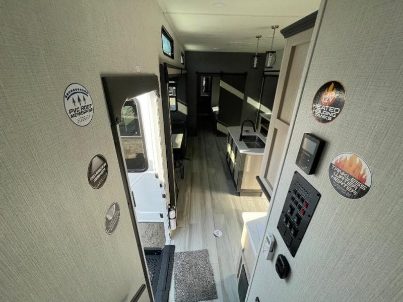 2026 Forest River 2026 Forest River Cardinal - thumbnail 48