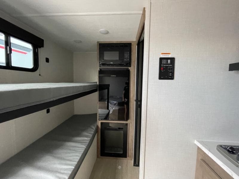 2026 Keystone RV 2026 Keystone RV Springdale - thumbnail 11