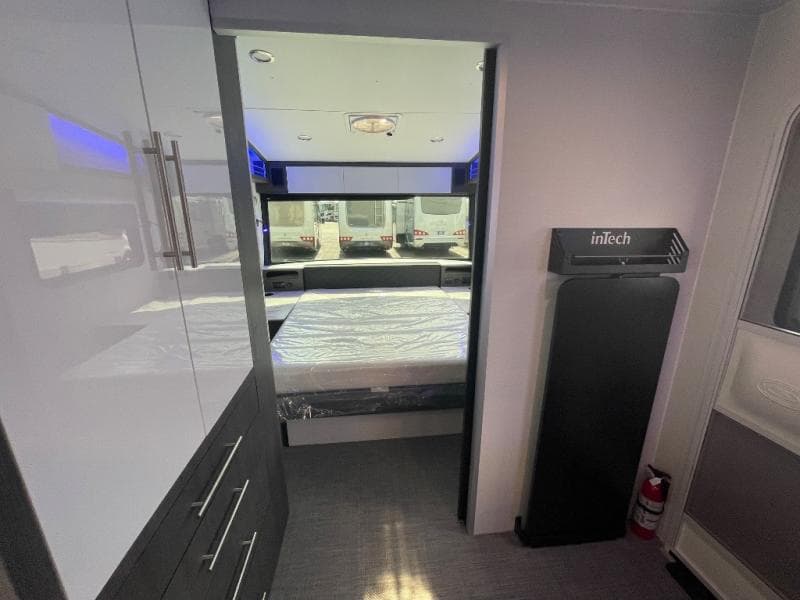 2026 inTech RV 2026 inTech RV Aucta - thumbnail 23