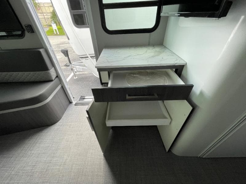 2026 inTech RV 2026 inTech RV Aucta - thumbnail 35