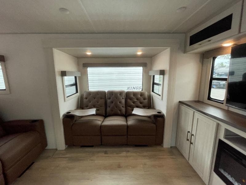 2026 Forest River 2026 Forest River Surveyor Grand - thumbnail 28