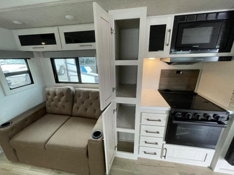 2026 Forest River 2026 Forest River Surveyor Grand - thumbnail 31