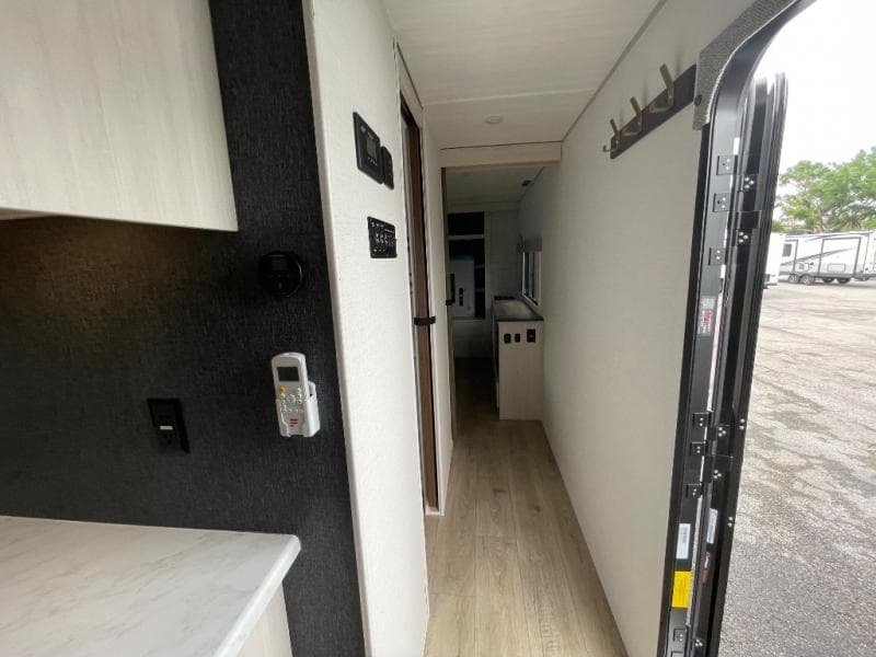 2026 Forest River 2026 Forest River Surveyor Grand - thumbnail 39