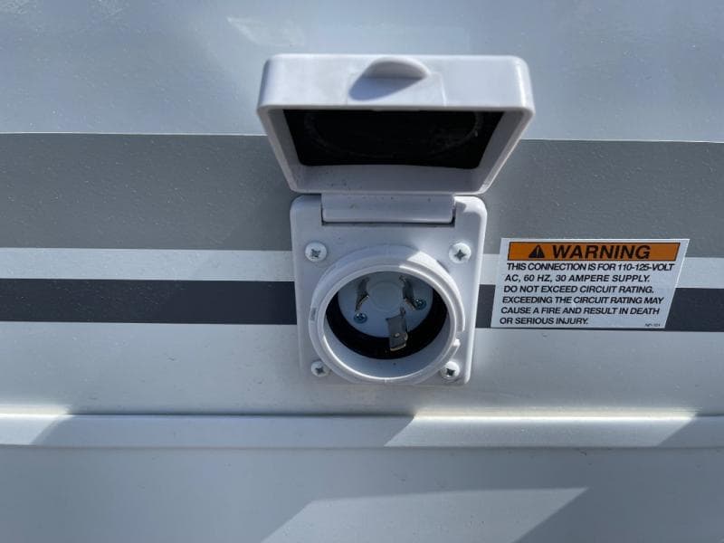 2026 Coachmen 2026 Coachmen Freedom Express Ultra Lite - thumbnail 17