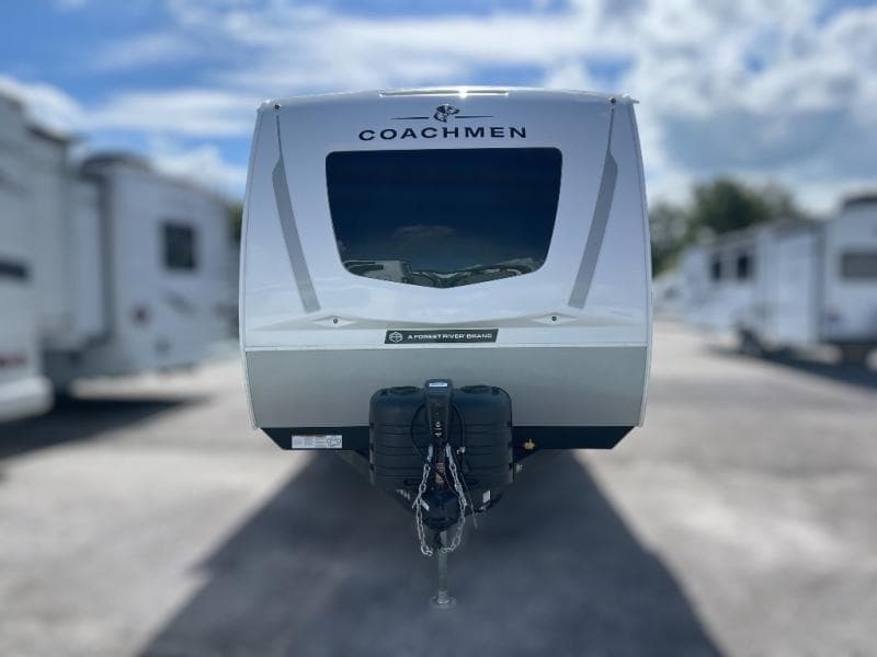 2026 Coachmen 2026 Coachmen Freedom Express Ultra Lite - thumbnail 3