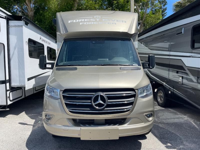 2026 Forest River 2026 Forest River Forester - thumbnail 3