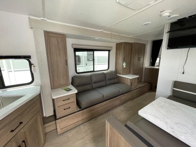 2026 Coachmen 2026 Coachmen Freedom Express Select - thumbnail 16