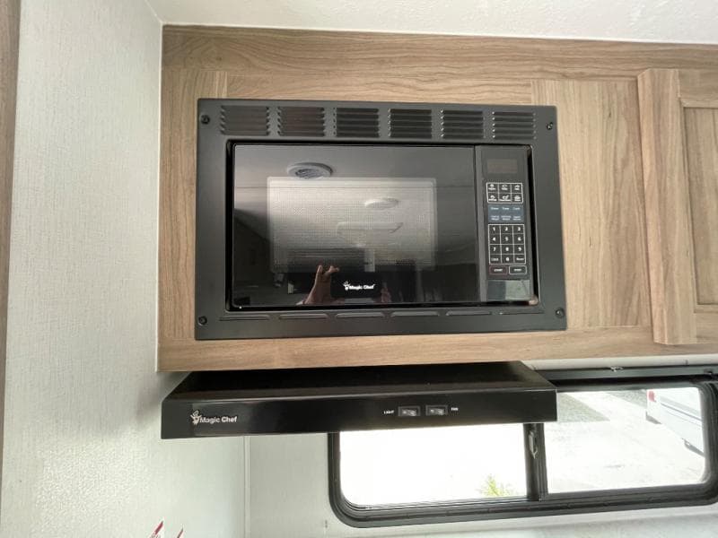 2026 Coachmen 2026 Coachmen Freedom Express Select - thumbnail 21