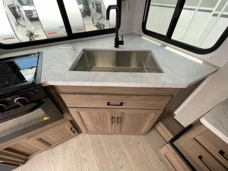 2026 Coachmen 2026 Coachmen Freedom Express Select - thumbnail 24