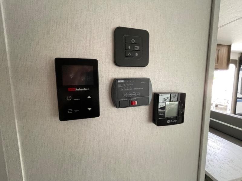 2026 Coachmen 2026 Coachmen Freedom Express Select - thumbnail 31