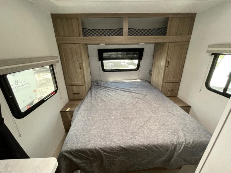 2026 Coachmen 2026 Coachmen Freedom Express Select - thumbnail 39